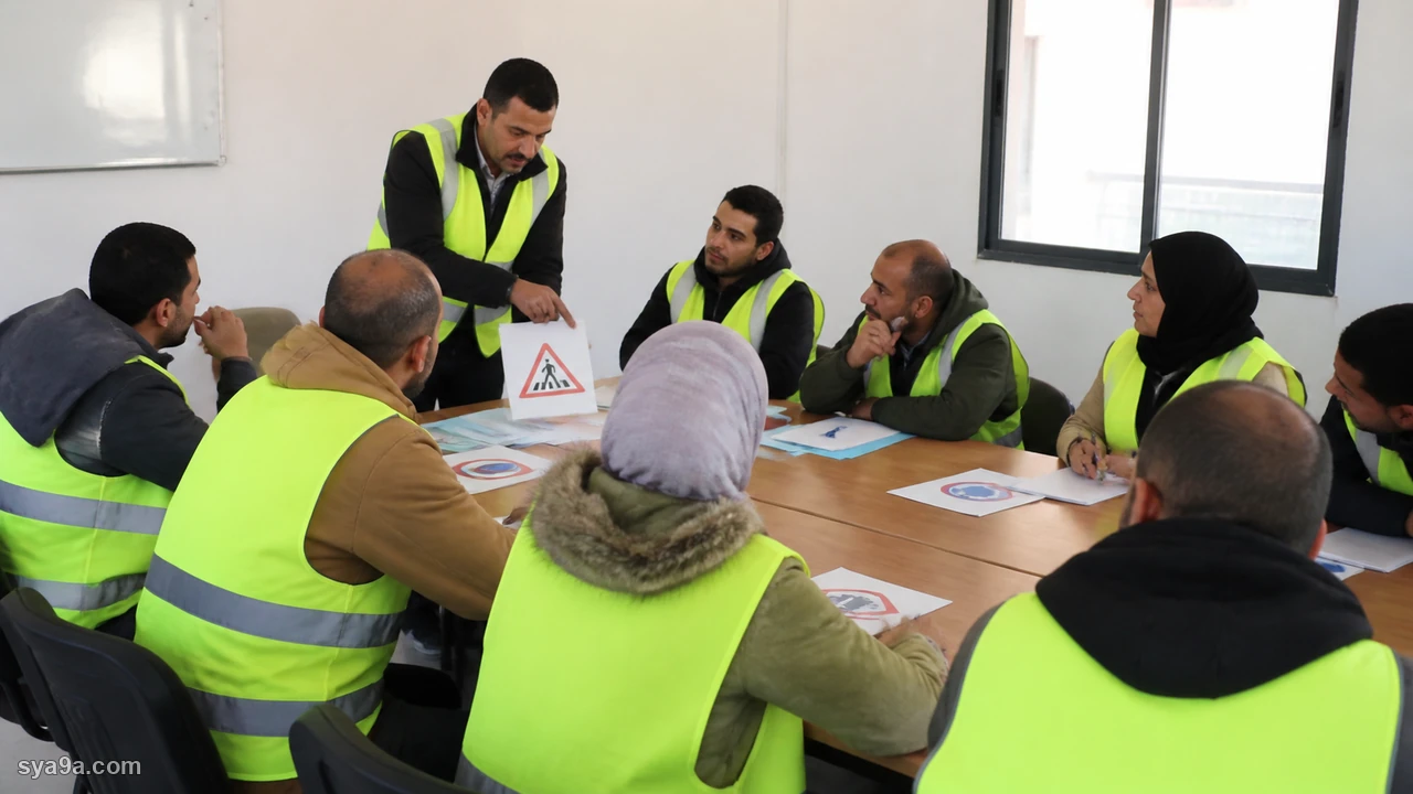 صورة السؤال S10-Q40: المدة الزمنية ما بين جوج الدورات التكوينية هي :